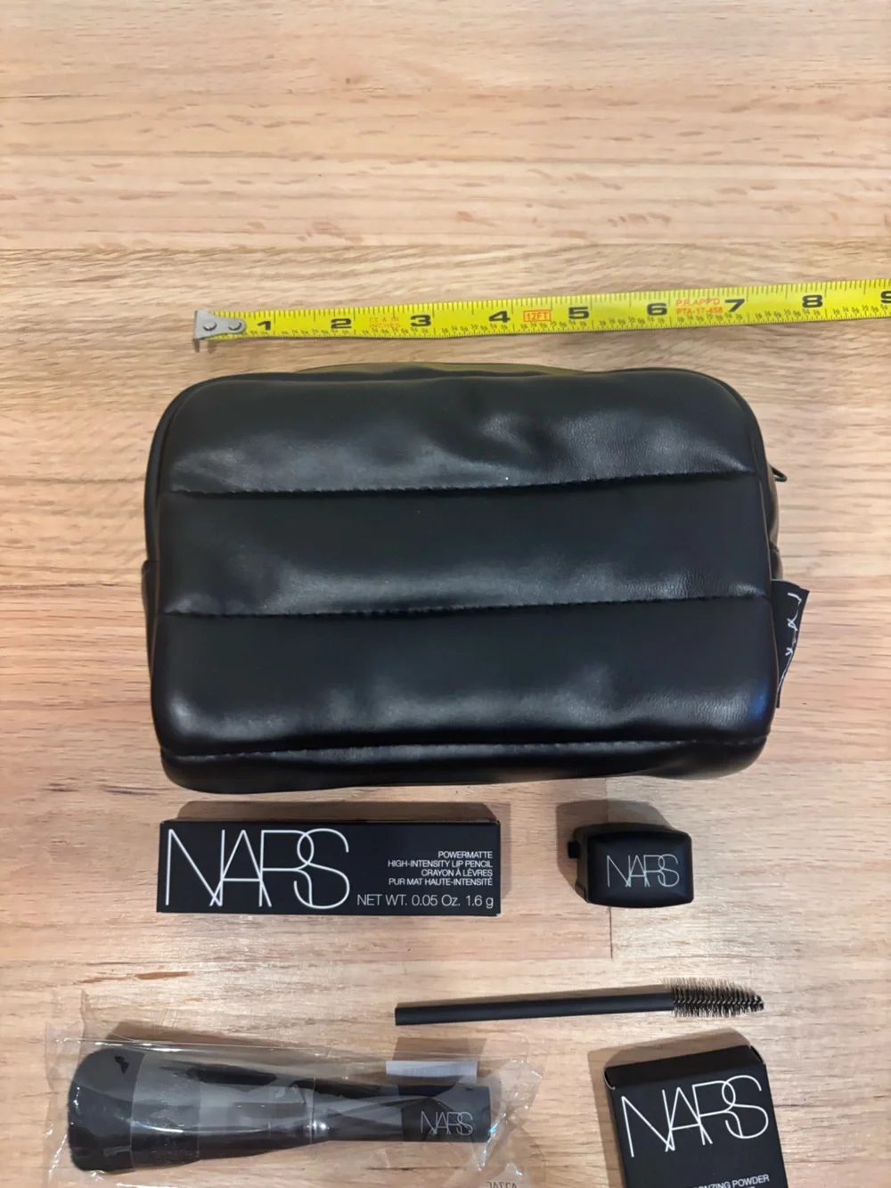NARS puffy makeup sample pouch brand new